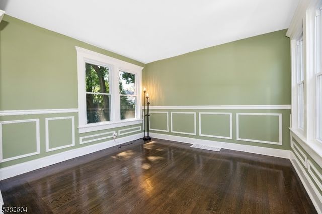36 Lake St, Nutley Twp., NJ 07110