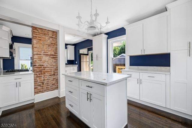 36 Lake St, Nutley Twp., NJ 07110