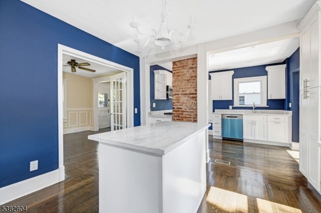 36 Lake St, Nutley Twp., NJ 07110