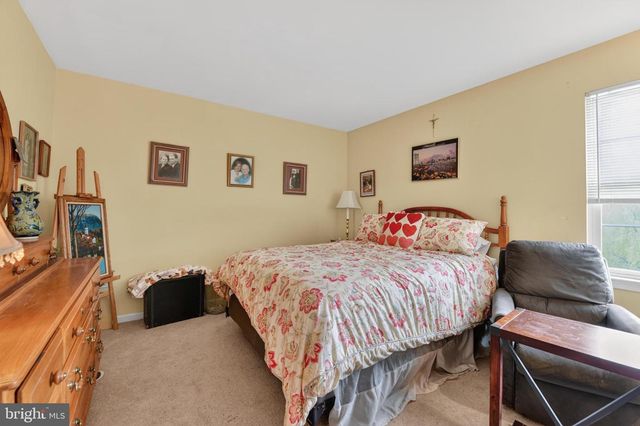 6 HILGERT AVE, Shillington, PA 19607