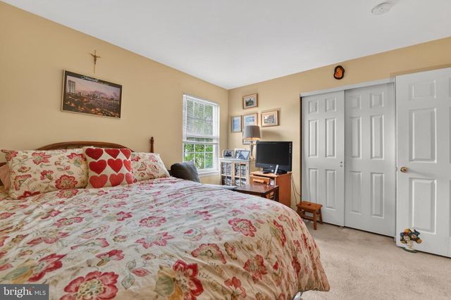 6 HILGERT AVE, Shillington, PA 19607