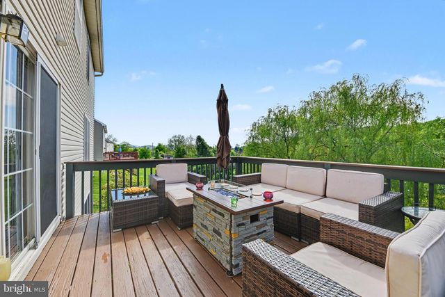 6 HILGERT AVE, Shillington, PA 19607