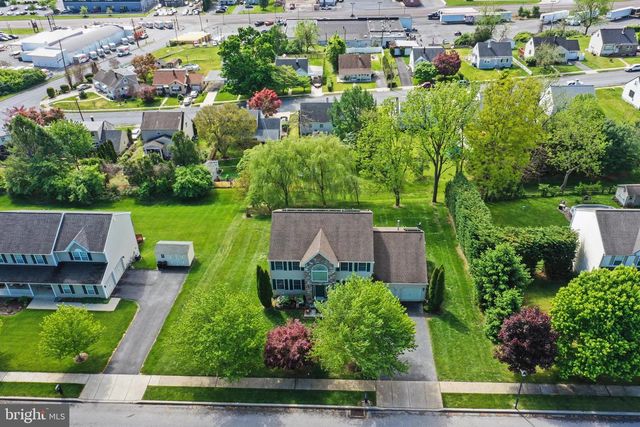 6 HILGERT AVE, Shillington, PA 19607