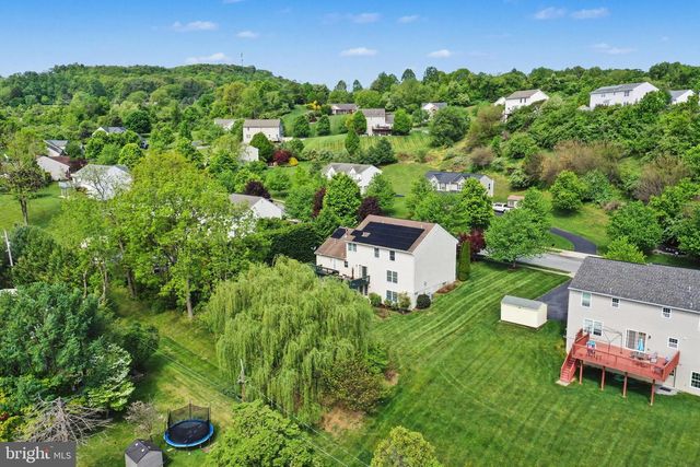 6 HILGERT AVE, Shillington, PA 19607