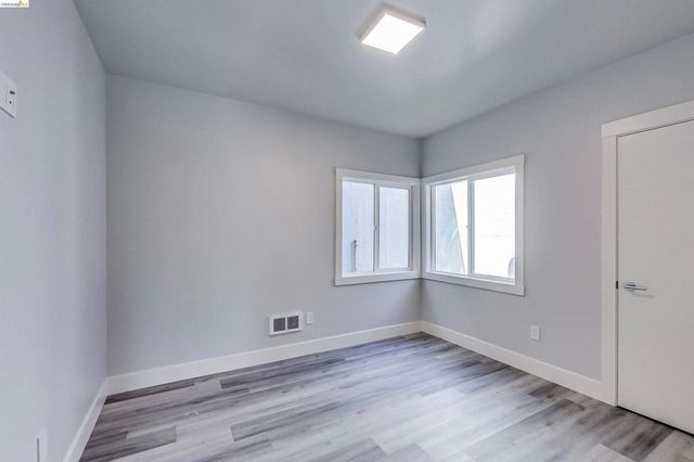 3411 Adeline St, Berkeley, CA 94703