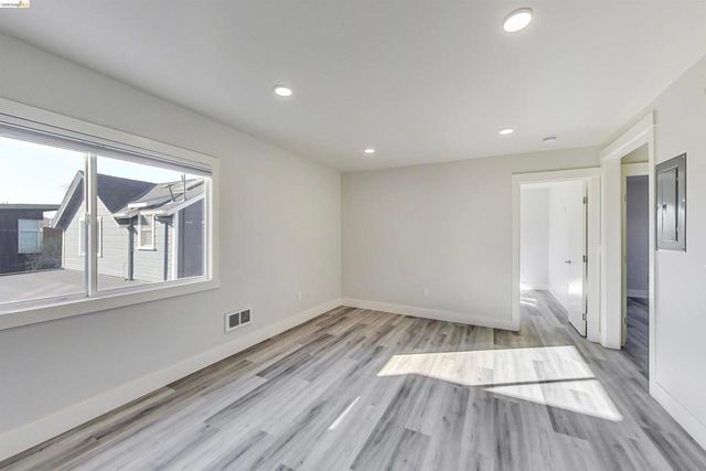 3411 Adeline St, Berkeley, CA 94703
