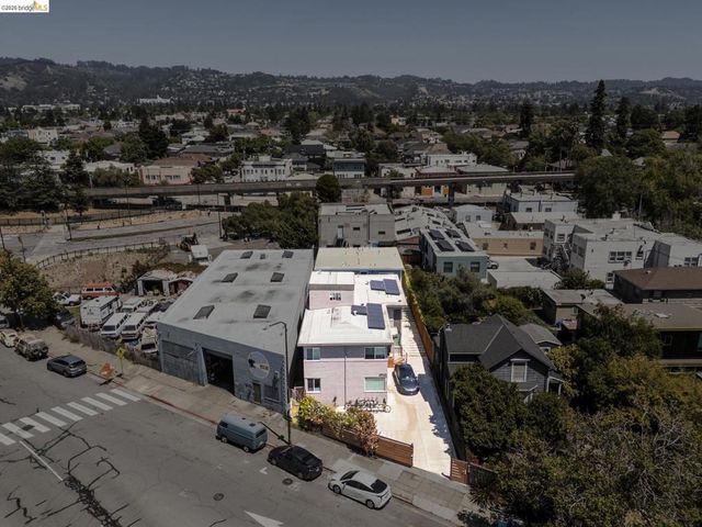 3411 Adeline St, Berkeley, CA 94703