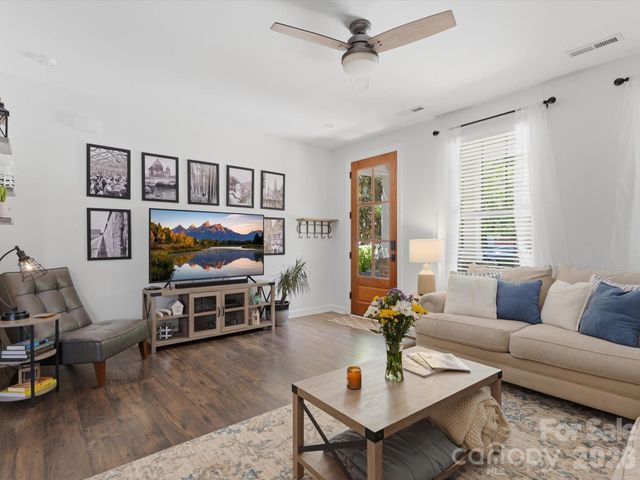 1403 Academy Street, Charlotte, NC 28205