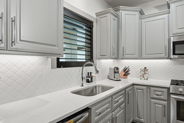 810 Atkins Road, Little Rock, AR 72211