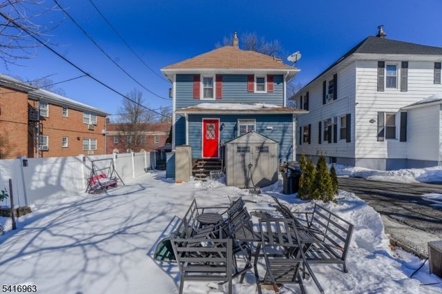 39 Hobart St, Ridgefield Park Village, NJ 07660