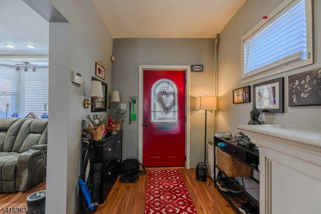 39 Hobart St, Ridgefield Park Village, NJ 07660