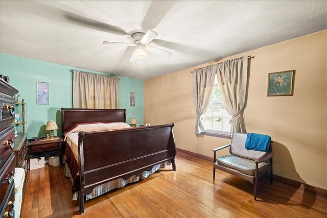 958 Avondale Drive, Seneca, SC 29678