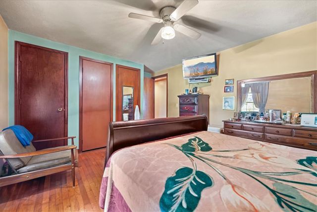 958 Avondale Drive, Seneca, SC 29678