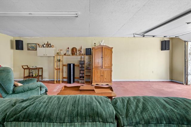 958 Avondale Drive, Seneca, SC 29678