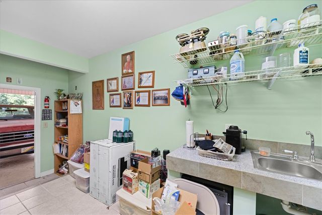 958 Avondale Drive, Seneca, SC 29678