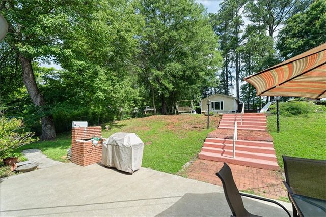 958 Avondale Drive, Seneca, SC 29678