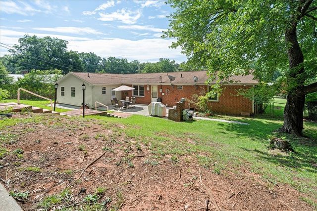 958 Avondale Drive, Seneca, SC 29678