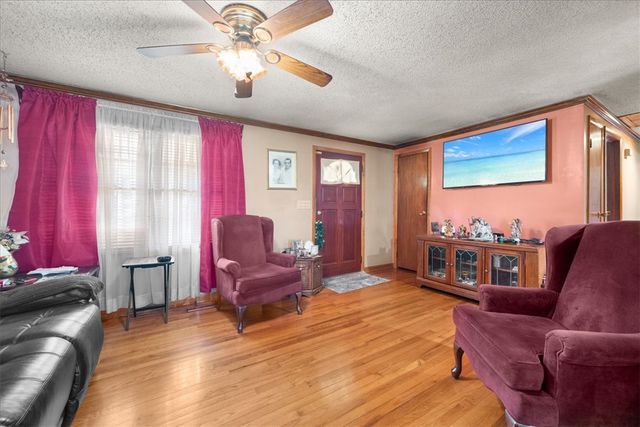958 Avondale Drive, Seneca, SC 29678