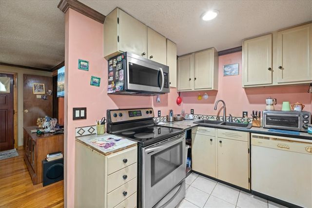 958 Avondale Drive, Seneca, SC 29678