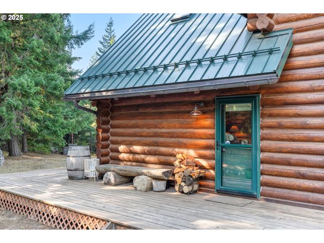 2300 ELDER Rd, Hood River, OR 97031