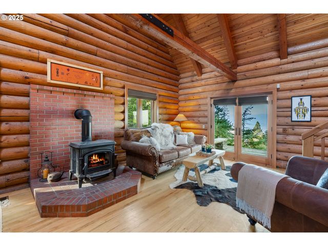 2300 ELDER Rd, Hood River, OR 97031