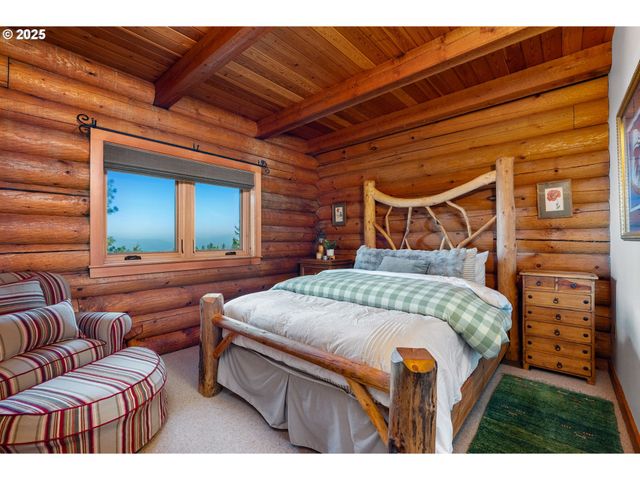 2300 ELDER Rd, Hood River, OR 97031