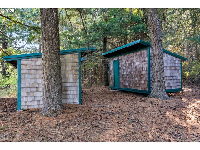 2300 ELDER Rd, Hood River, OR 97031