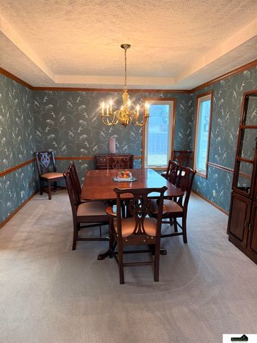 14906 Cuming Street, Omaha, NE 68154