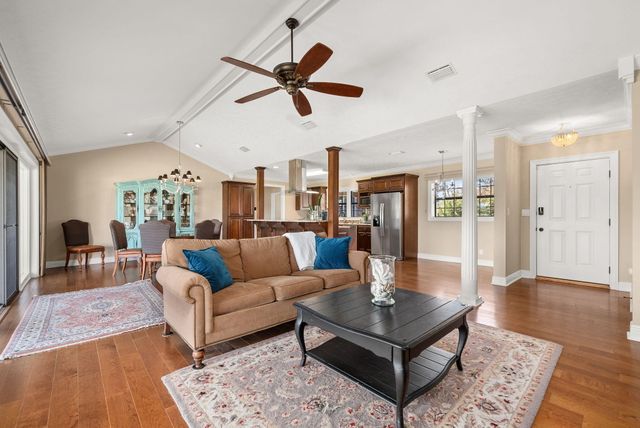 2446 Pretty Bayou Boulevard, Panama City, FL 32405