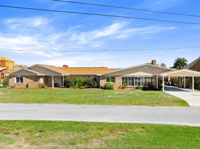 2446 Pretty Bayou Boulevard, Panama City, FL 32405