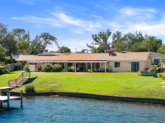 2446 Pretty Bayou Boulevard, Panama City, FL 32405