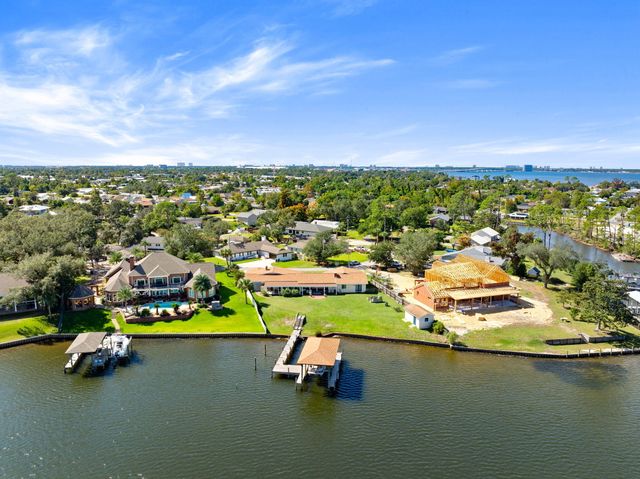 2446 Pretty Bayou Boulevard, Panama City, FL 32405