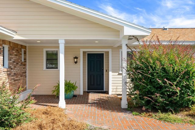 2446 Pretty Bayou Boulevard, Panama City, FL 32405