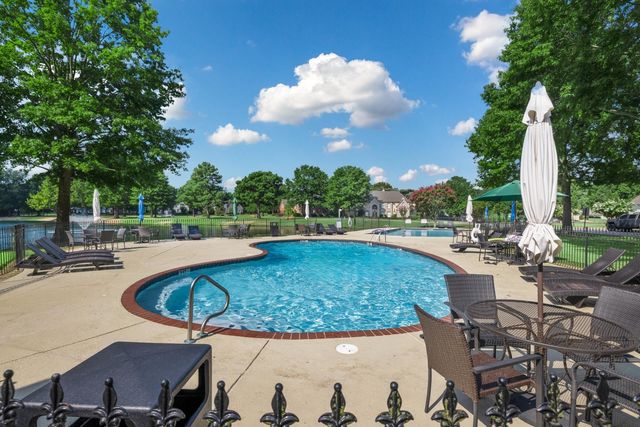 1893 HARTWELL MNR W, Collierville, TN 38017