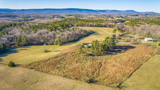 434 Farm Road, Trion, GA 30753