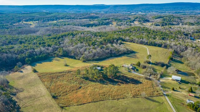 434 Farm Road, Trion, GA 30753