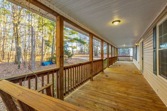 434 Farm Road, Trion, GA 30753