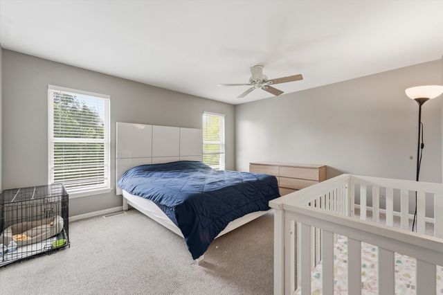 1 Regal Court, Algonquin, IL 60102