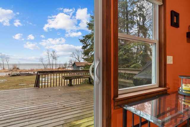 7840 Popowski Road, Winneconne, WI 54986