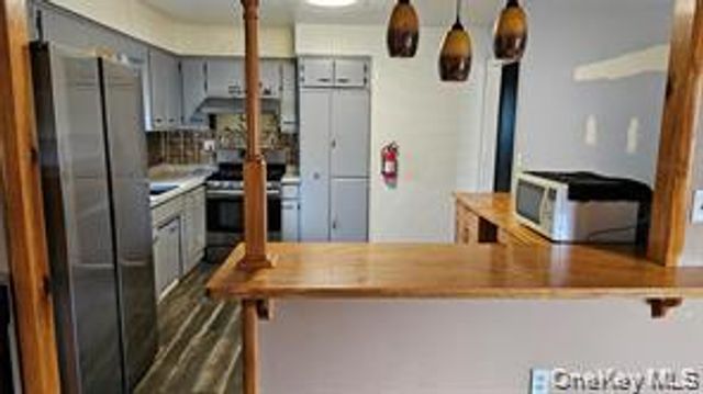 225 Monhagen Avenue, Middletown, NY 10940