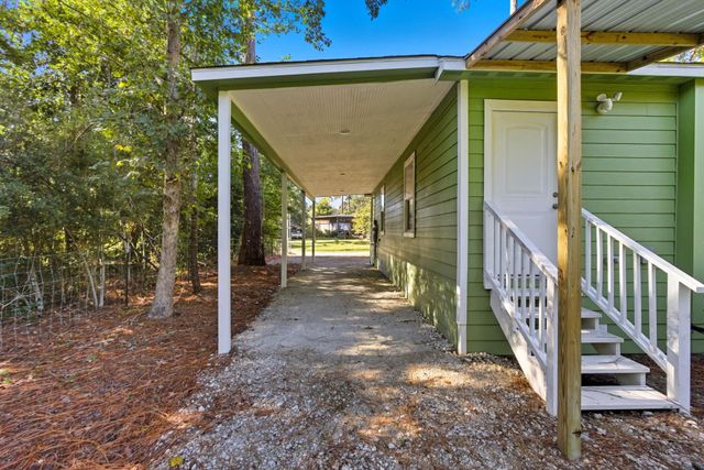 388 Mayberry Drive, Ivanhoe, TX 75979