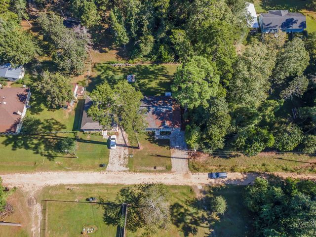 388 Mayberry Drive, Ivanhoe, TX 75979