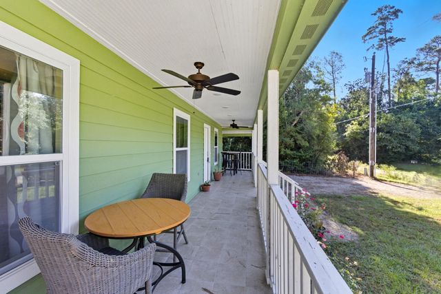 388 Mayberry Drive, Ivanhoe, TX 75979