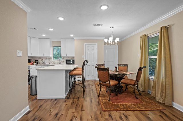 388 Mayberry Drive, Ivanhoe, TX 75979