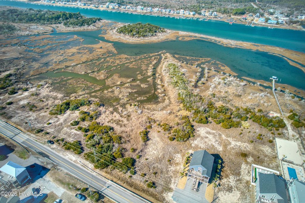 Image 12 of property listing at 1195 New River Inlet Road, Sneads Ferry, NC 28460