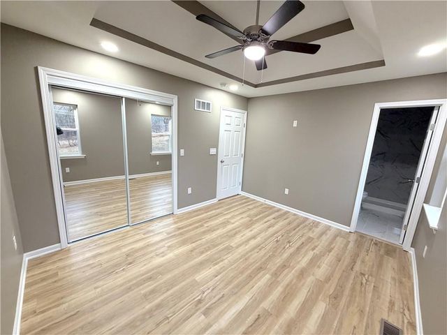 4211 Leavenworth Road, Kansas City, KS 66104