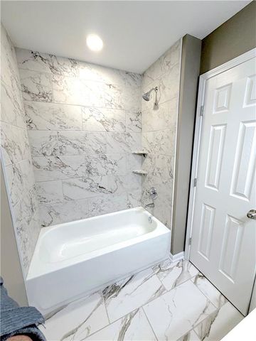 4211 Leavenworth Road, Kansas City, KS 66104