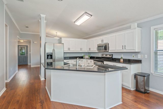 695 Randall Roberts Road, Fort Walton Beach, FL 32547