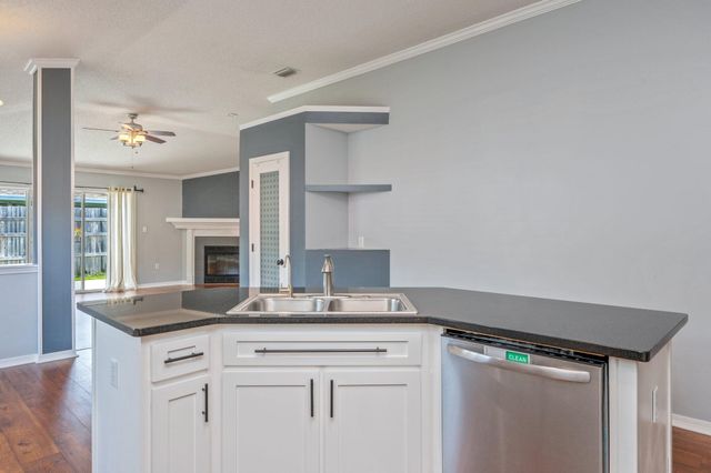 695 Randall Roberts Road, Fort Walton Beach, FL 32547