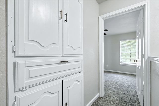 220 Davis Drive, Desoto, TX 75115